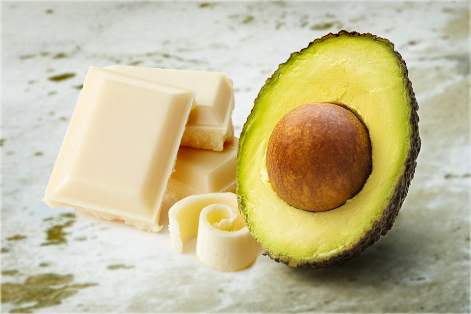 Avokado i bela čokolada