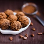 Jabuke u čokoladi sa karamel prelivom